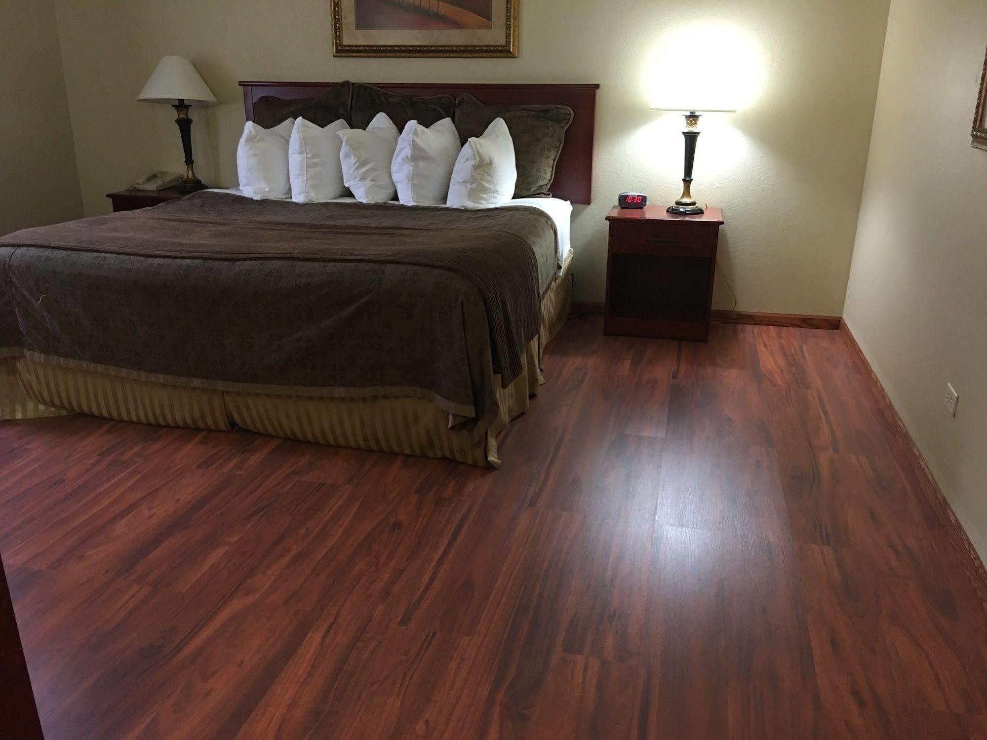 Chicago Club Inn & Suite Oakbrook Terrace Eksteriør bilde